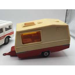 LAND ROVER 109 W.B DLRB + CARAVANE