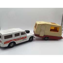 LAND ROVER 109 W.B DLRB + CARAVANE