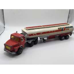 Camion ELF ANTAR MAJORETTE...