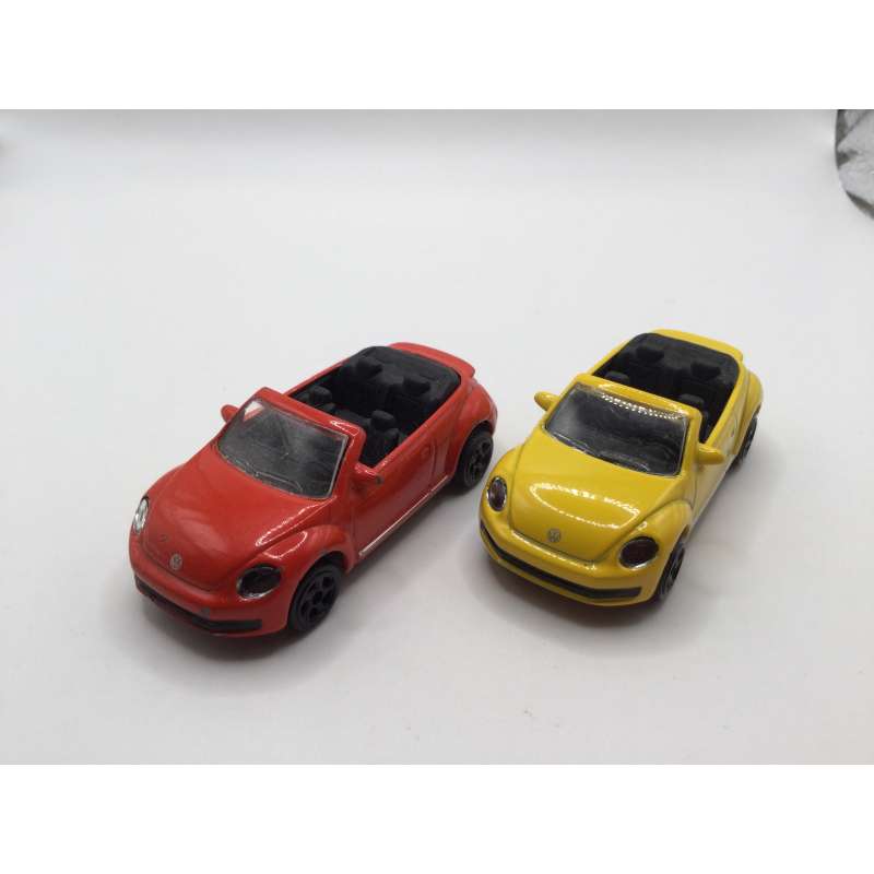 LOT DE 2 VOLKSWAGEN BEETLE CABRIOLET MAJORETTE