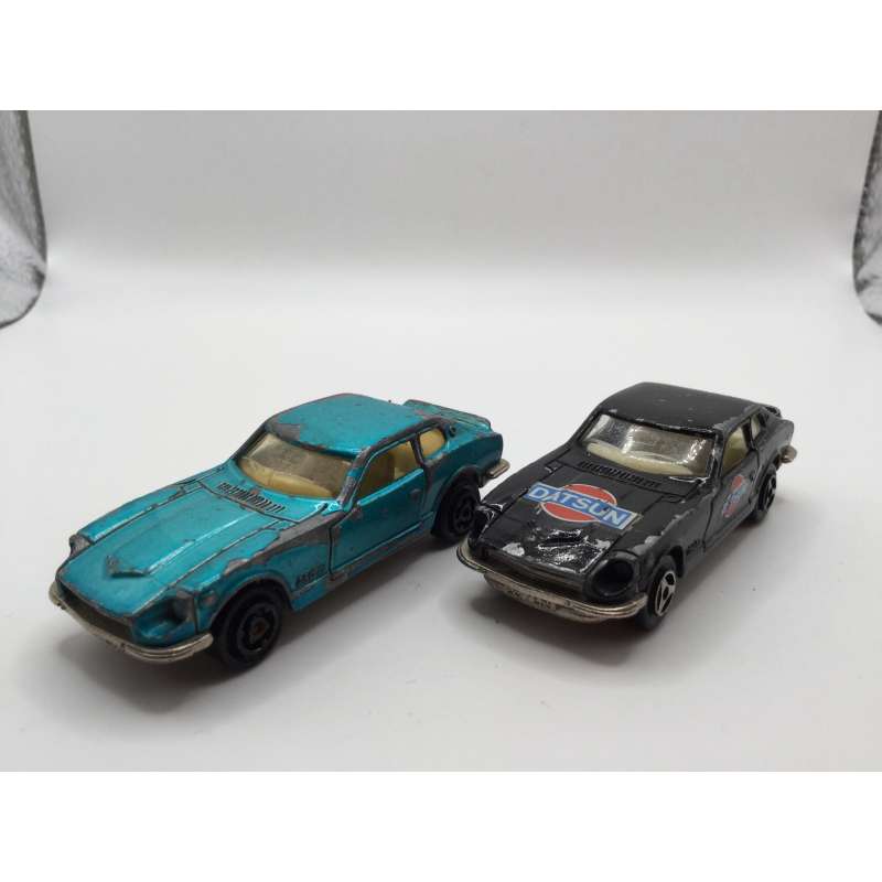 Lot de 2 DATSUN 260 Z MAJORETTE