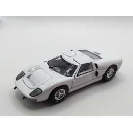 ford gt 40 Universal hobbies 1/43