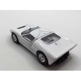 ford gt 40 Universal hobbies 1/43