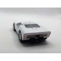 ford gt 40 Universal hobbies 1/43