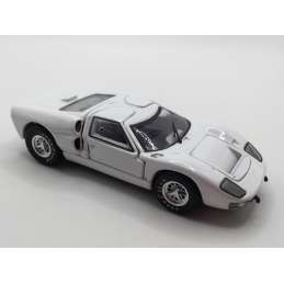 ford gt 40 Universal hobbies 1/43