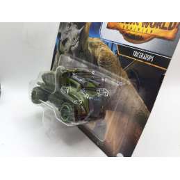 TRICERATOPS JURASSIC WORLD HOTWHEELS CARACTER CARS