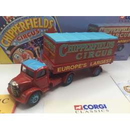 CIRQUE CHIPPERFIELDS BEDFORD O ARTICULATED TRUCK CORGI CLASSICS