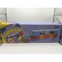 CIRQUE CHIPPERFIELDS BEDFORD O ARTICULATED HORSEBOX CORGI CLASSICS