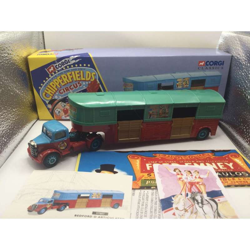 CIRQUE CHIPPERFIELDS BEDFORD O ARTICULATED HORSEBOX CORGI CLASSICS