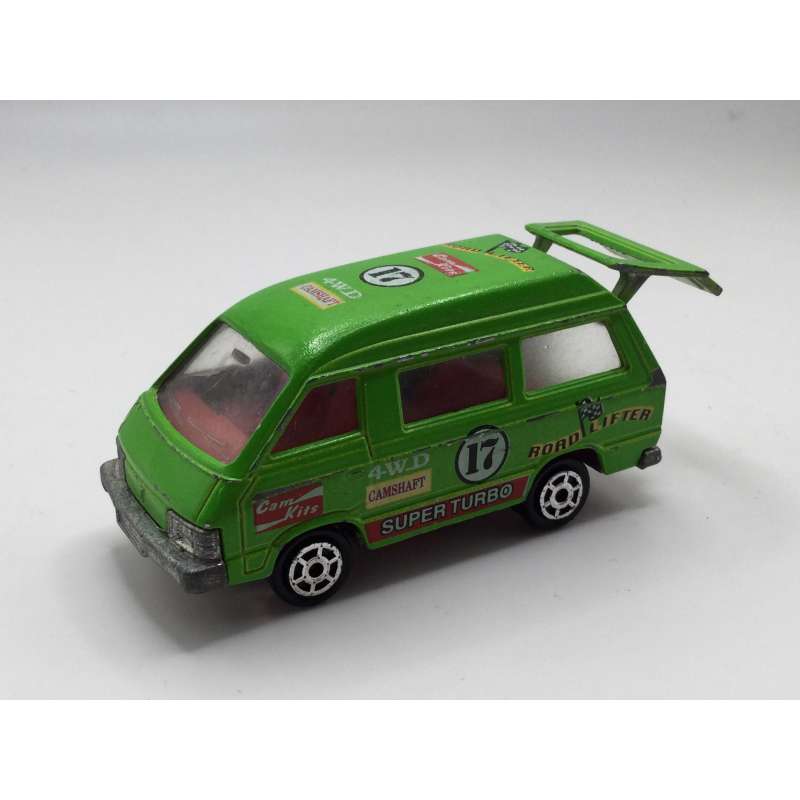 TOYOTA LITE ACE  1/82 MAJORETTE