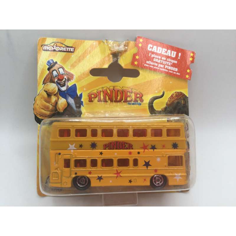 BRITISH BUS CIRQUE PINDER MAJORETTE