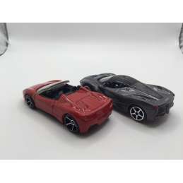 LOT DE 2 FERRARI HOTWHEELS ET BURAGO