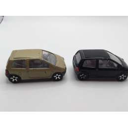 LOT DE 2 RENAULT TWINGO MAJORETTE