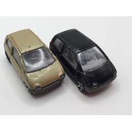 LOT DE 2 RENAULT TWINGO MAJORETTE