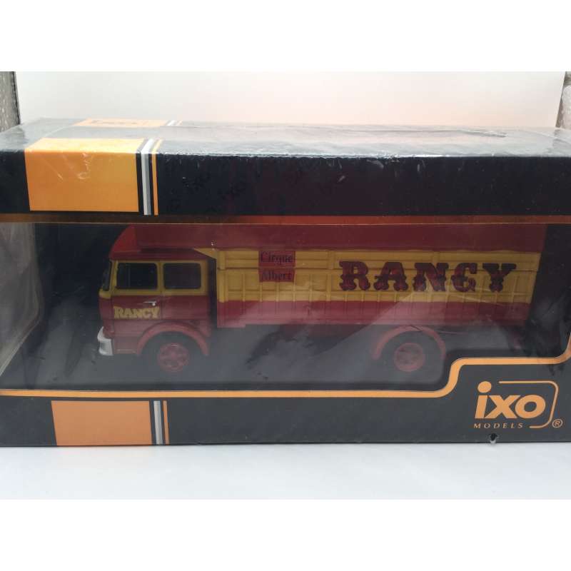 CAMION UNIC CIRQUE ALBERT RANCY IXO MODELS 1/43