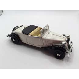 CITROËN TRACTION ROADSTER 1939 UNIVERSAL HOBBIES 1/43