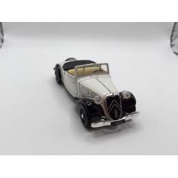 CITROËN TRACTION ROADSTER 1939 UNIVERSAL HOBBIES 1/43