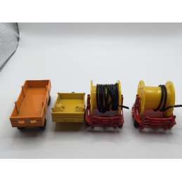 LOT DE PETITES REMORQUES SIKU MAJORETTE NOREV