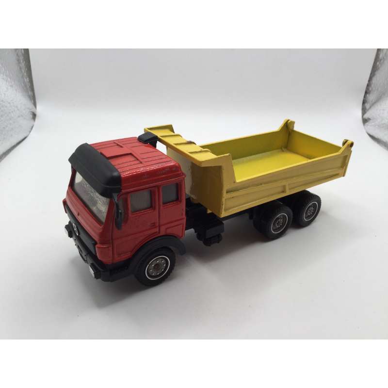 CAMION BENNE MERCEDES SOLIDO MADE IN FRANCE 1/60