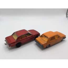 lot de 2 peugeot 305 norev + 605 Majorette