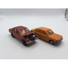 lot de 2 peugeot 305 norev + 605 Majorette