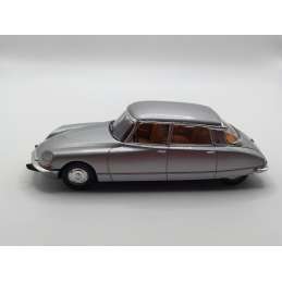 CITROËN DS21 1969 UNIVERSAL HOBBIES 1/43
