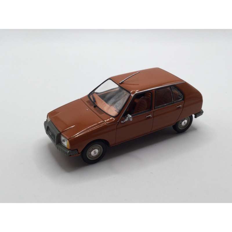CITROËN VISA 1979 UNIVERSAL HOBBIES 1/43
