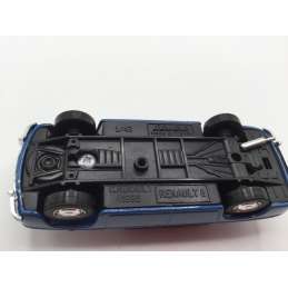 RENAULT 8 1/43 SOLIDO