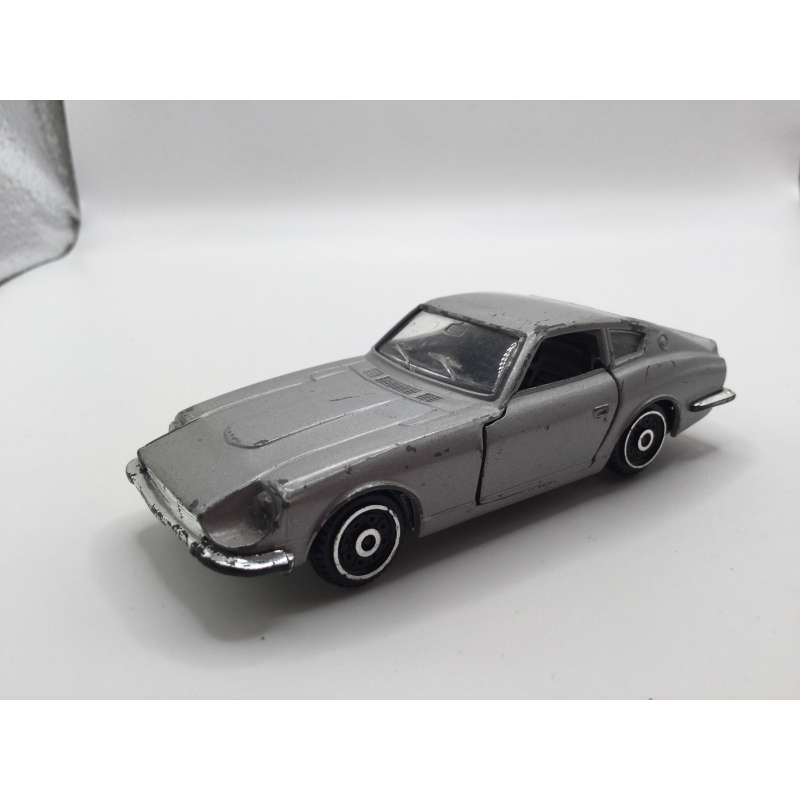 NISSAN DATSUN 240-Z POLISTILL MADE IN ITALY 1/43