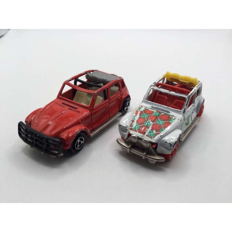 Lot de 2 anciennes Majorette