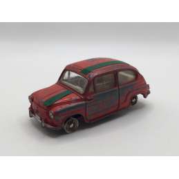 FIAT 600 DINKY TOYS MADE IN...