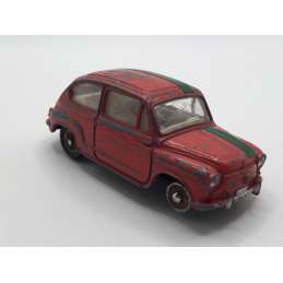 FIAT 600 DINKY TOYS MADE IN FRANCE MECCANO POUR PIECES A RESTAURER