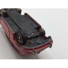 FIAT 600 DINKY TOYS MADE IN FRANCE MECCANO POUR PIECES A RESTAURER