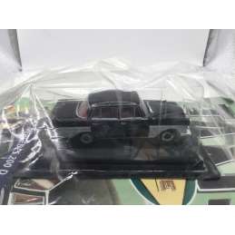 MERCEDES 200D TAXI DU MONDE LE CAIRE AVEC FASCICULE