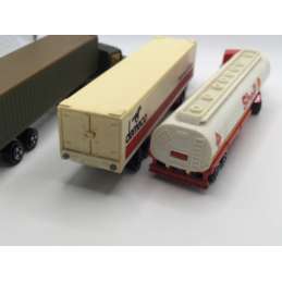 LOT DE CAMIONS MAJORETTE 1/100