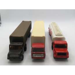 LOT DE CAMIONS MAJORETTE 1/100
