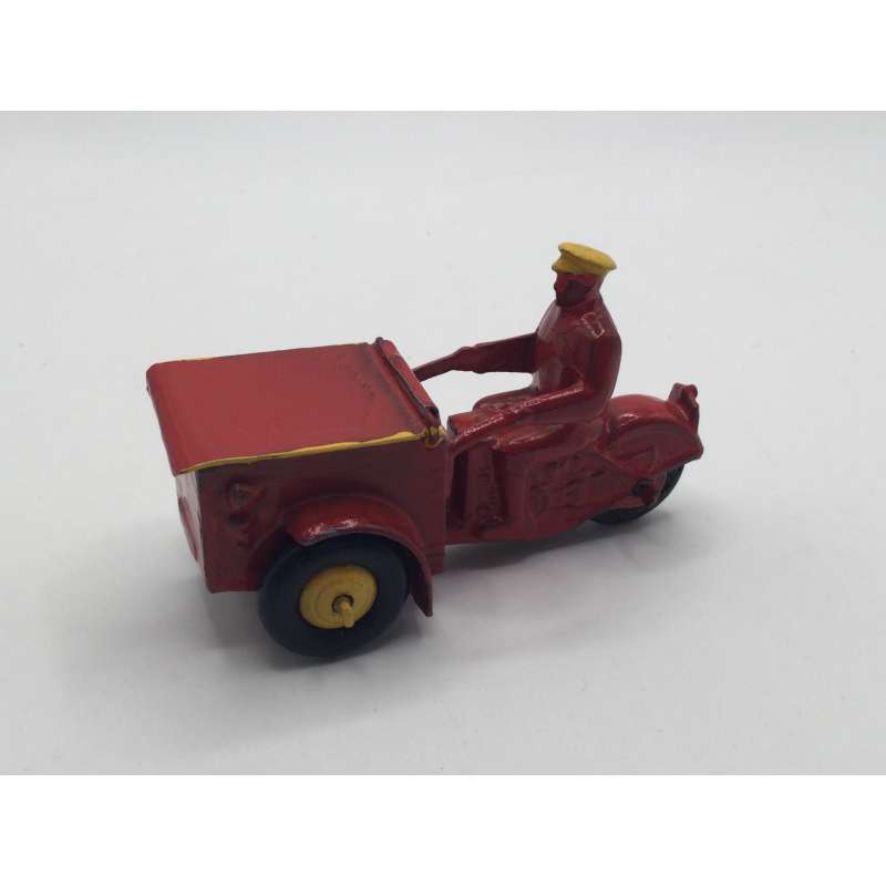 TRIPORTEUR DINKY TOYS