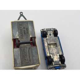 SIMCA 1100 TI AVEC CARAVANE DIGUE MAJORETTE