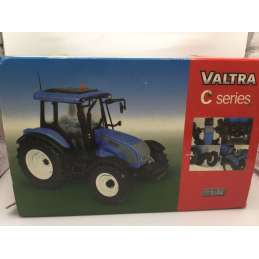 TRACTEUR VALTRA série vache 1/32 Universal Hobbies