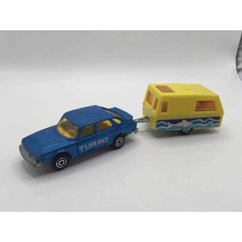 SAAB TURBO AVEC CARAVANE SAINT TROPEZ MAJORETTE
