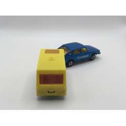 SAAB TURBO AVEC CARAVANE SAINT TROPEZ MAJORETTE