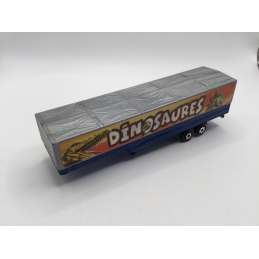 Remorque dinosaures...