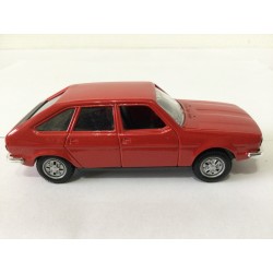Renault 30 Les Miniatures de Norev