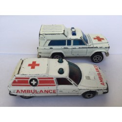 Lot de 2 Ambulances Majorette Matchbox