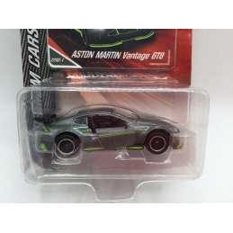 Aston Martin Vantage GT8...